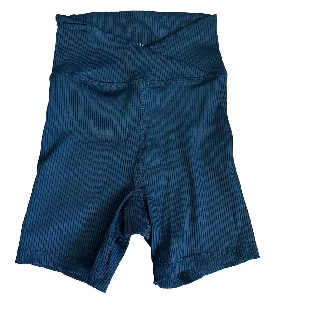 STRUT-THIS Black Bike Short XS Rib V Cut Compression Slimming Amelia Revolve NEW - Picture 5 of 10